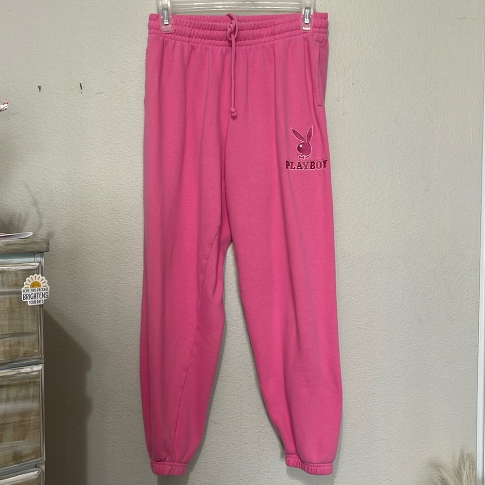 PLAYBOY PINK SWEATPANTS